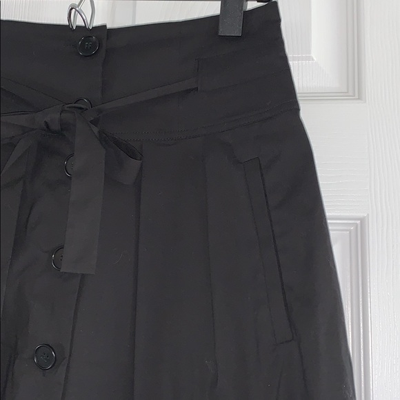 Theory Skirt - Picture 3 of 4